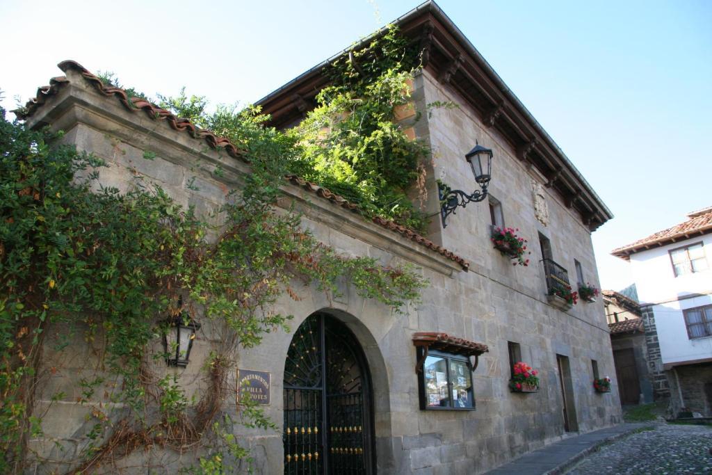 Apartamentos Villa De Potes Exterior photo